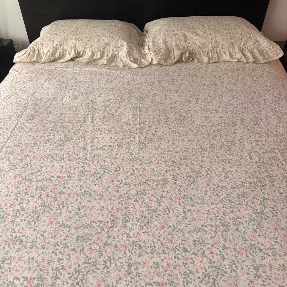 Floral Printed Pillowcase and Sheet Set - Cream and Pink